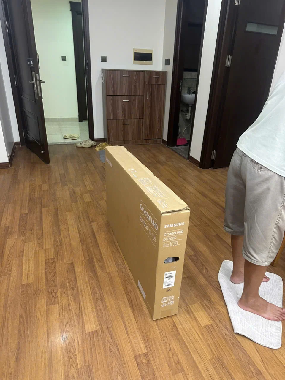 Tivi TCL 55 inch ph&ugrave; hợp căn hộ chung cư ph&ograve;ng kh&aacute;ch ph&ograve;ng ngủ lớn