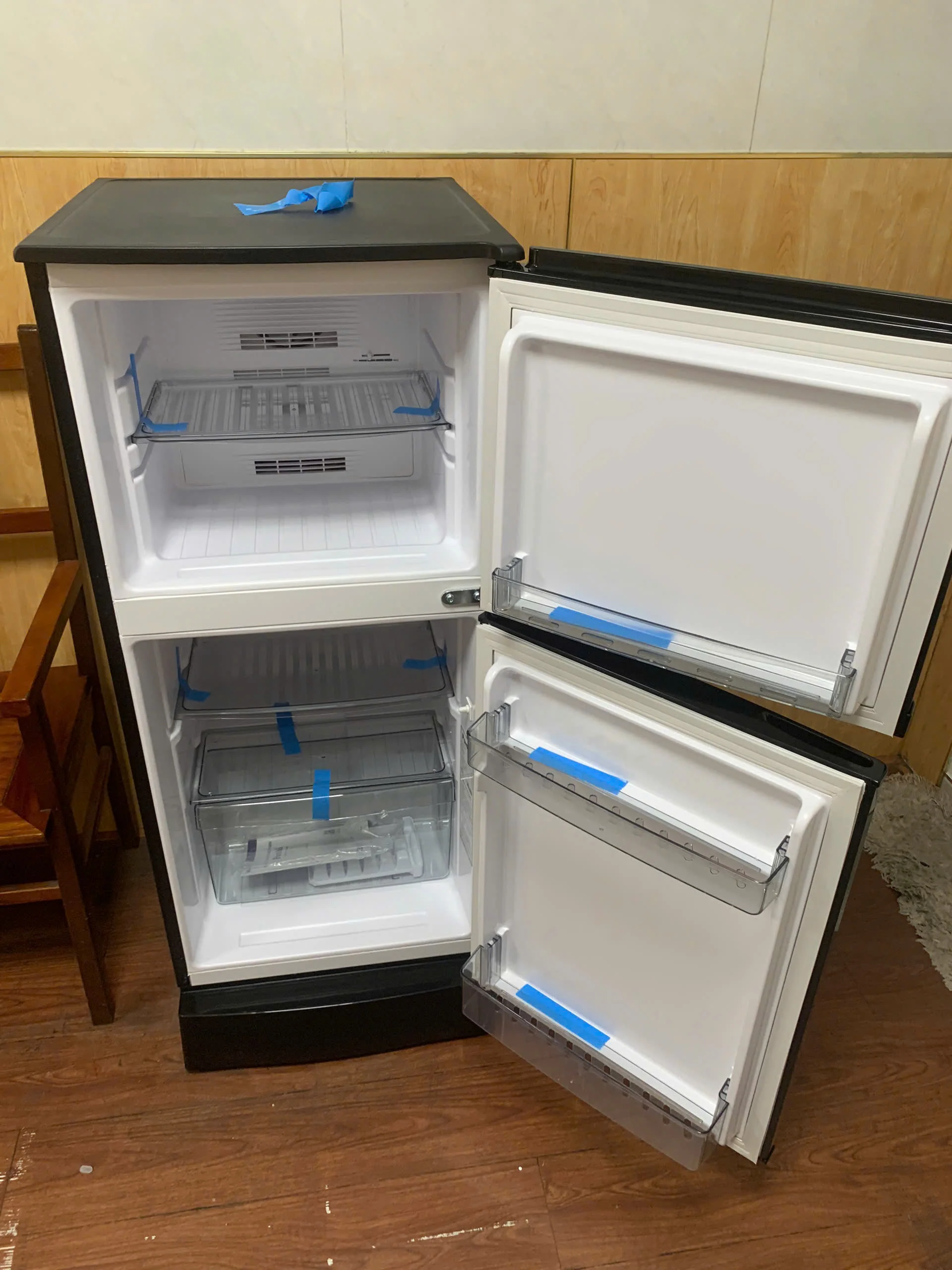 Tủ lạnh Funiki mini 1 c&aacute;nh 2 c&aacute;nh cho ph&ograve;ng trọ gia đ&igrave;nh nhỏ
