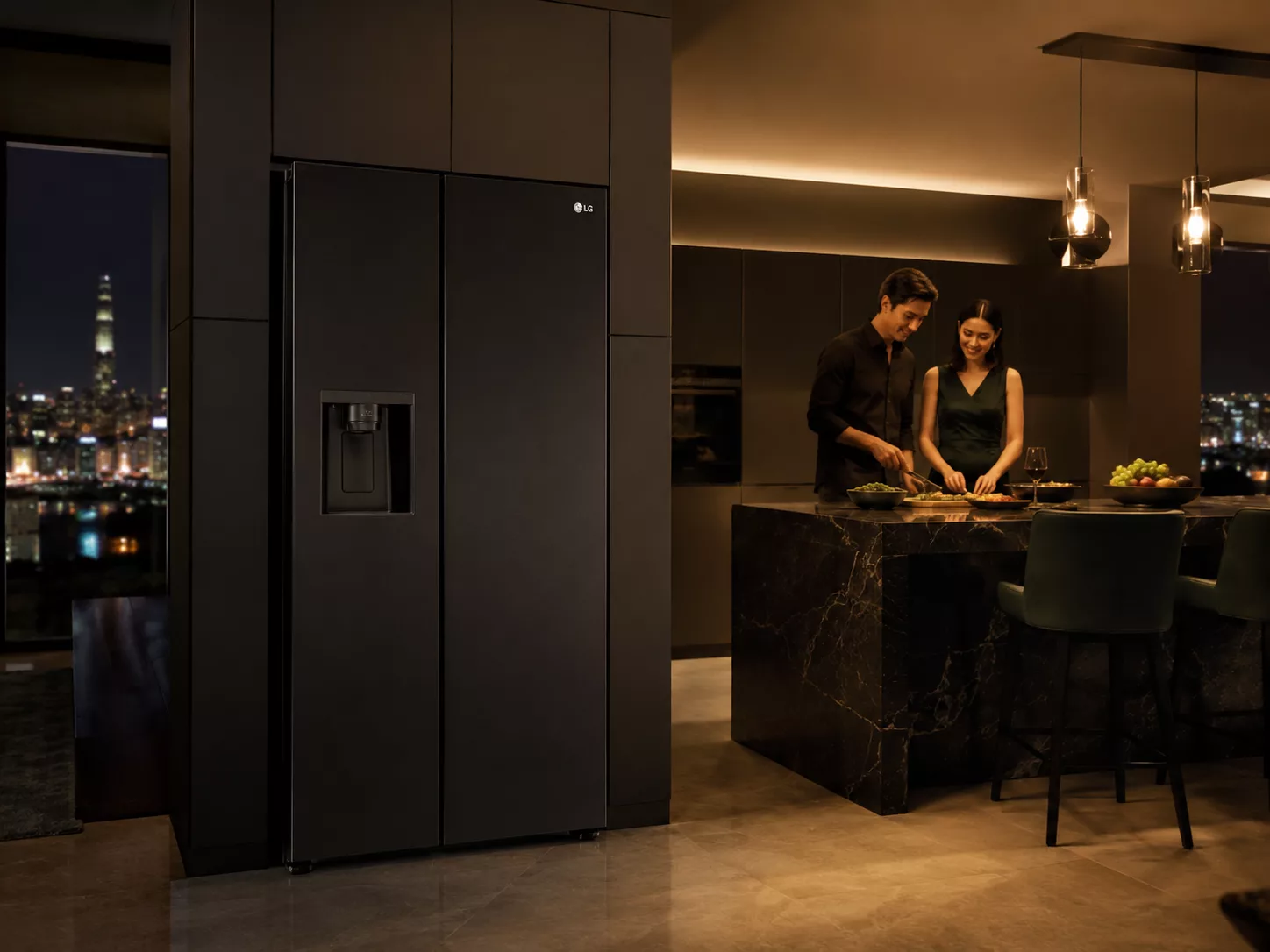 Tủ lạnh LG Side By Side lấy nước ngoài làm đá tự động