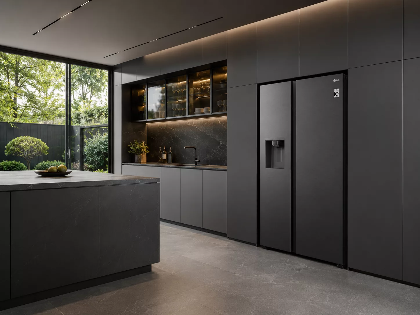 Tủ lạnh LG Side By Side cửa đối xứng dung tích lớn cho gia đình đông người