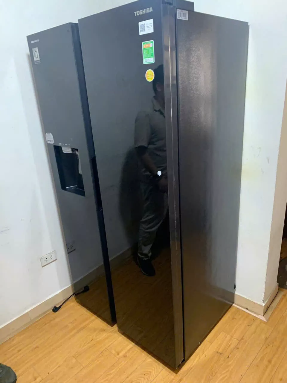 Lắp tủ lạnh LG cho nh&agrave; chị V&acirc;n tại Long Bi&ecirc;n
