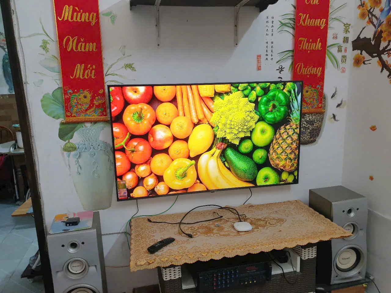 Lắp đặt tivi nh&agrave; chị Linh tại Ho&agrave;ng Mai