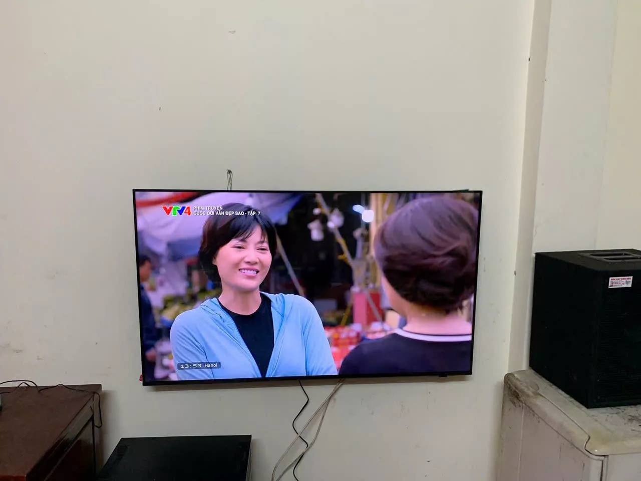 Lắp tivi nhà chú Quang tại Thanh Xuân Lắp tivi nhà chú Quang tại Thanh Xuân