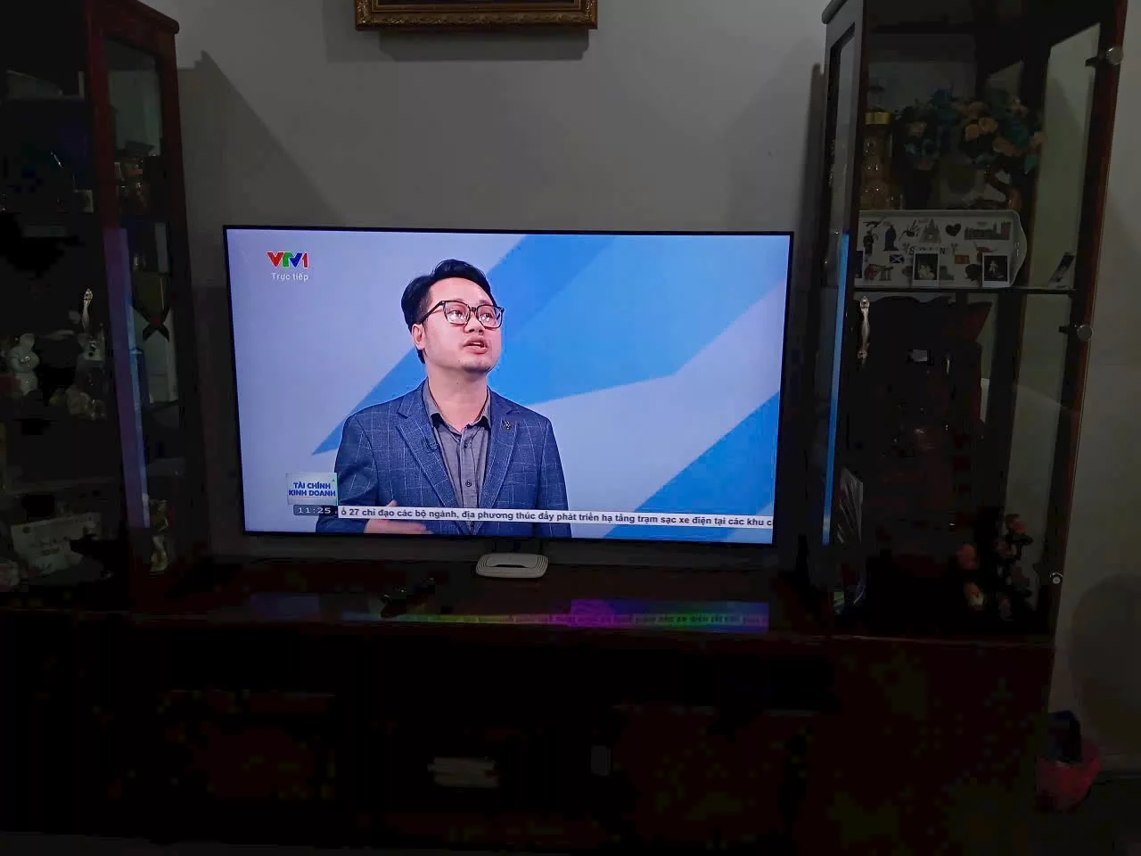 Lắp đặt tivi nhà anh Việt tại Nam Từ Liêm Lắp đặt tivi nhà anh Việt tại Nam Từ Liêm