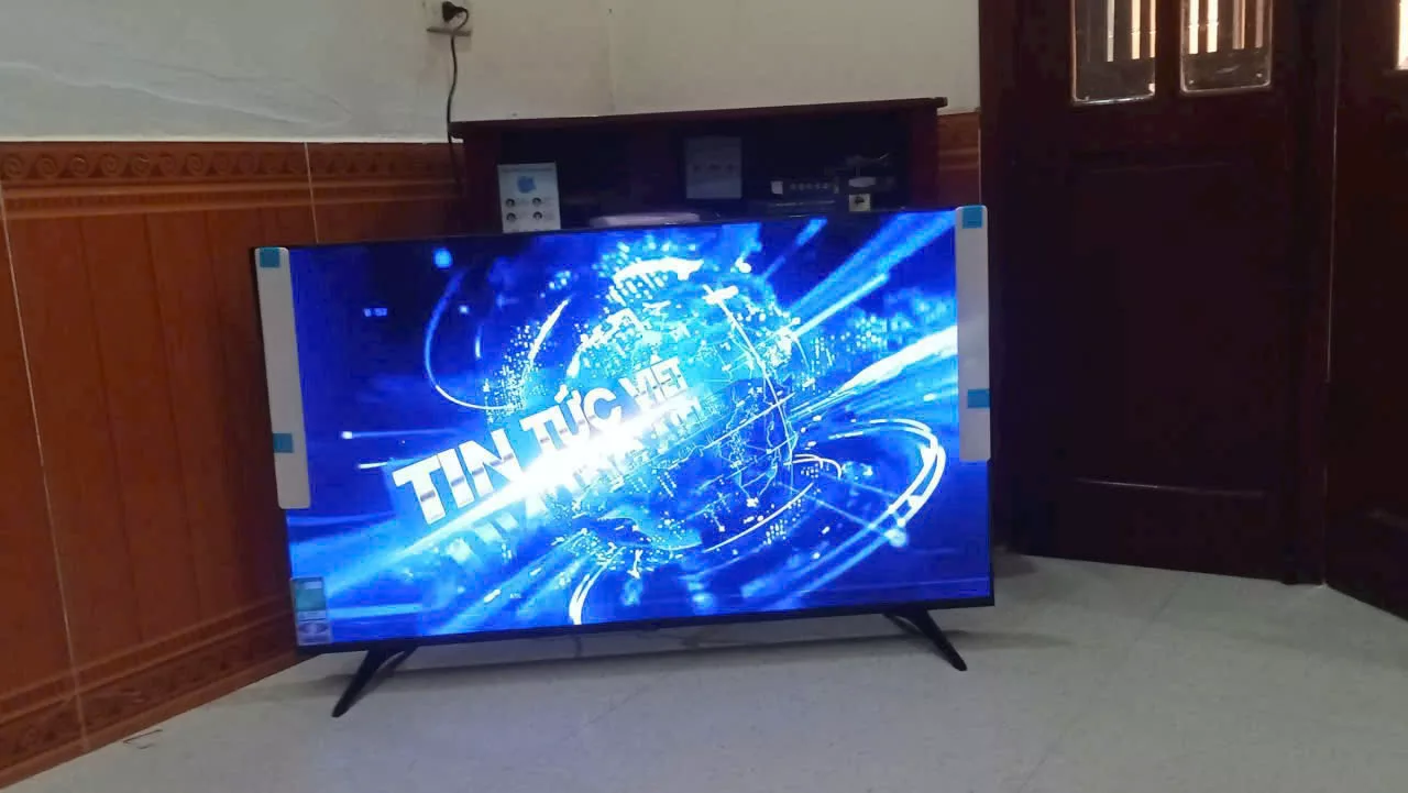 Lắp đặt tivi nh&agrave; chị Ngọc tại Long Bi&ecirc;n