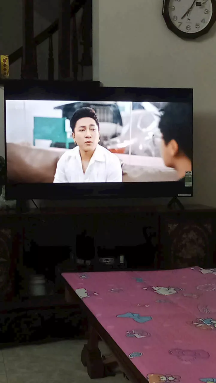 Lắp tivi tại nhà chị Ngân ở Hưng Yên Lắp tivi tại nhà chị Ngân ở Hưng Yên