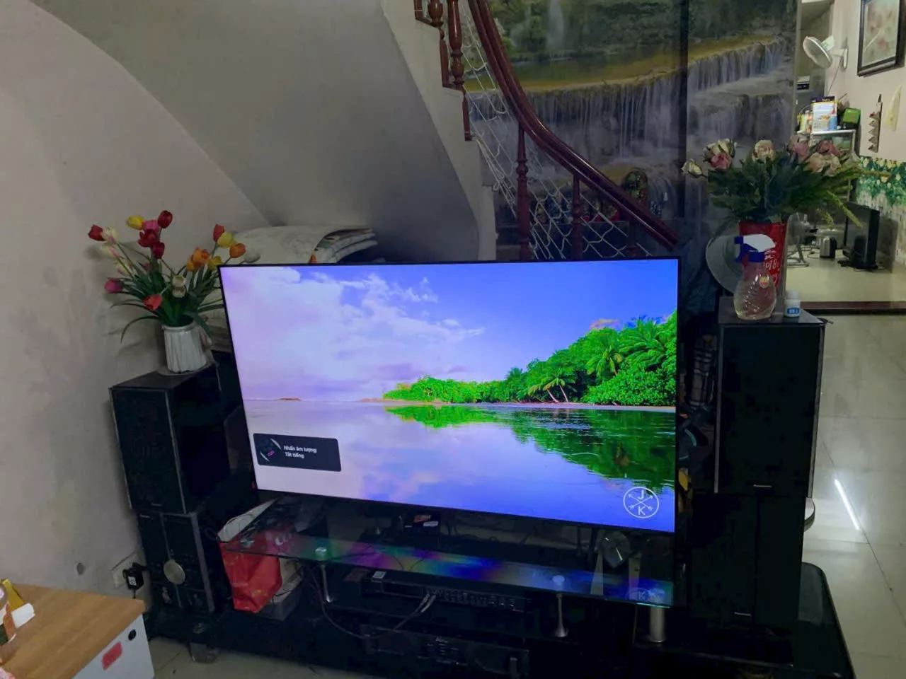 Lắp tivi LG 50UA7350PSB cho nhà anh Hải tại Tây Hồ Lắp tivi LG 50UA7350PSB cho nhà anh Hải tại Tây Hồ