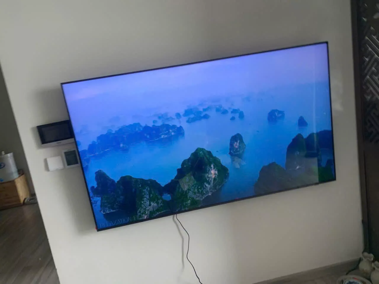 Lắp tivi LG 50UA8450PSA cho nh&agrave; anh Ph&uacute;c tại Ho&agrave;i Đức