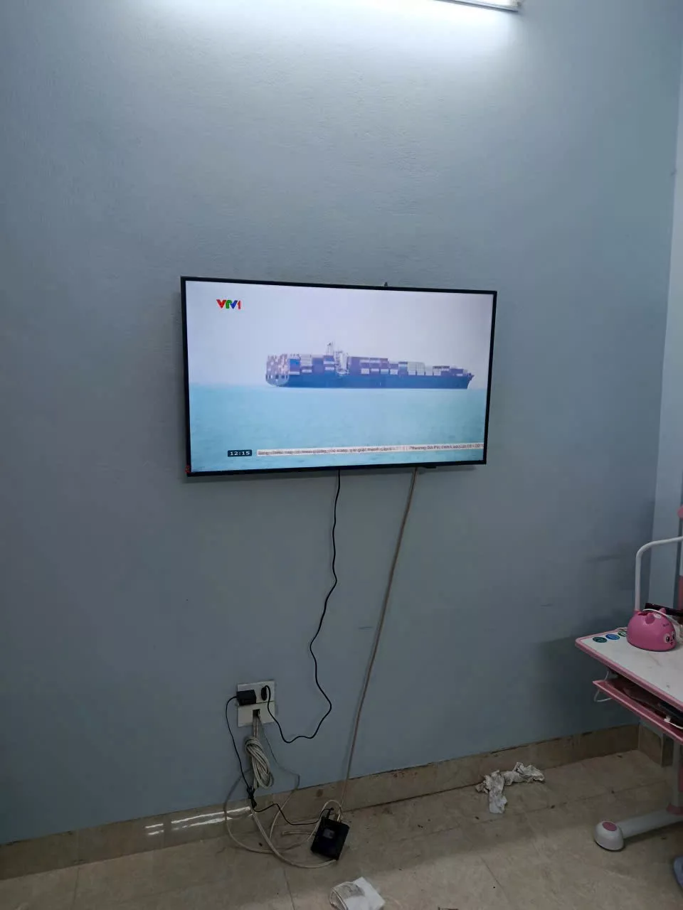 Lắp tivi nh&agrave; anh Huy tại Long Bi&ecirc;n