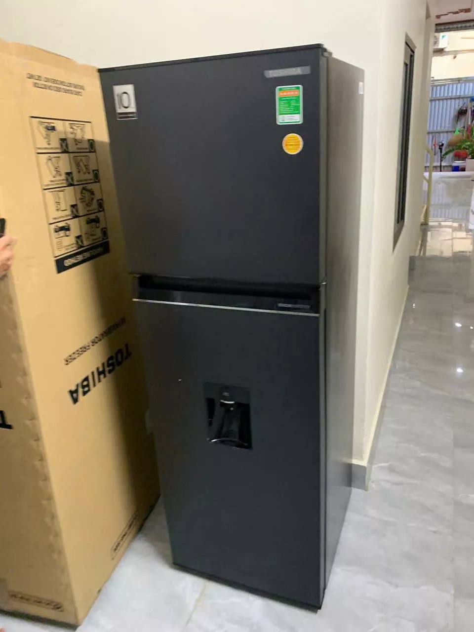 Lắp tủ lạnh LG cho nh&agrave; chị Mai tại Bắc Ninh